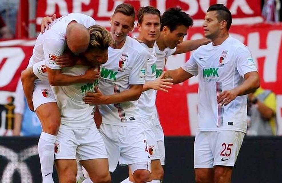 塞维利亚迎德国杯关键赛，清晨更衣室发声，话题不断，球探报告显示潜力